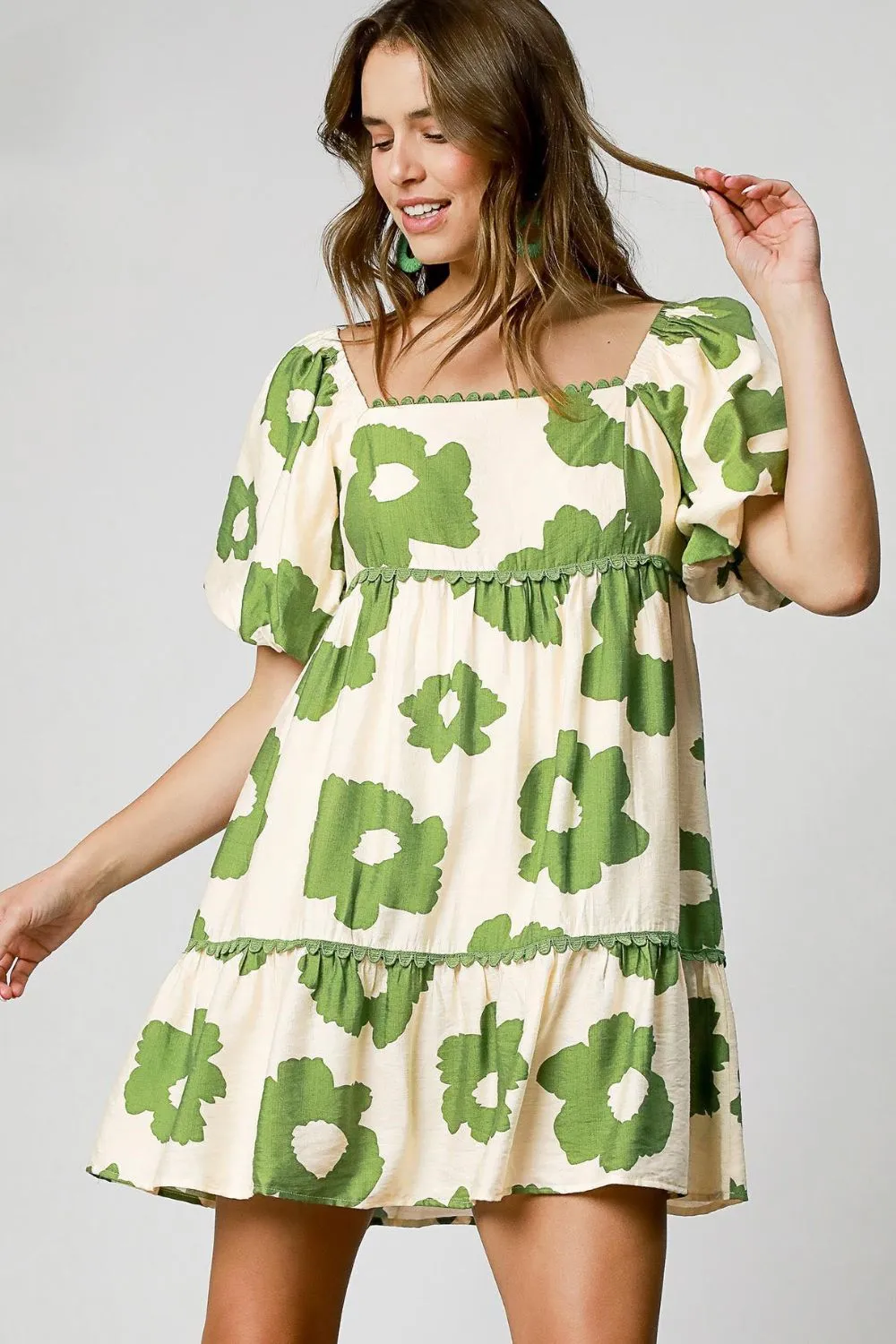 Full Size Contrast Floral Short Sleeve Mini Dress Plus Size - Lime