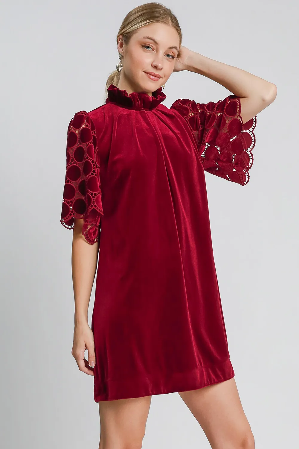 Dotted-Lace-Half-Sleeve-Mock-Neck-Back-Tie-Velvet-Dress-Burgundy-2