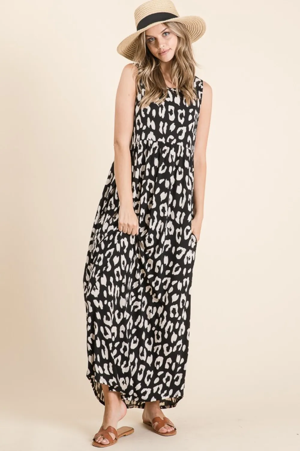 Leopard-Maxi-Dress-with-Pockets-Black-4