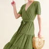 Soft Short Sleeve Tiered Midi Dress - Green